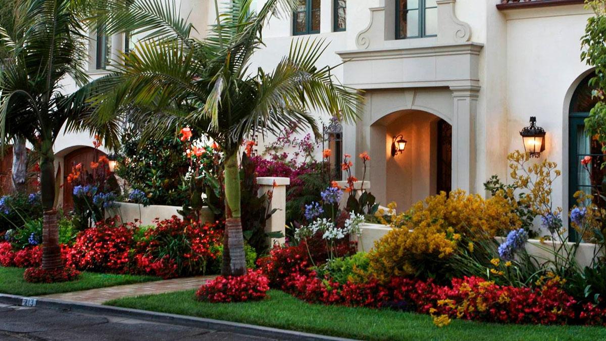 Curb Appeal Solutions: Dealing with a shallow front lot