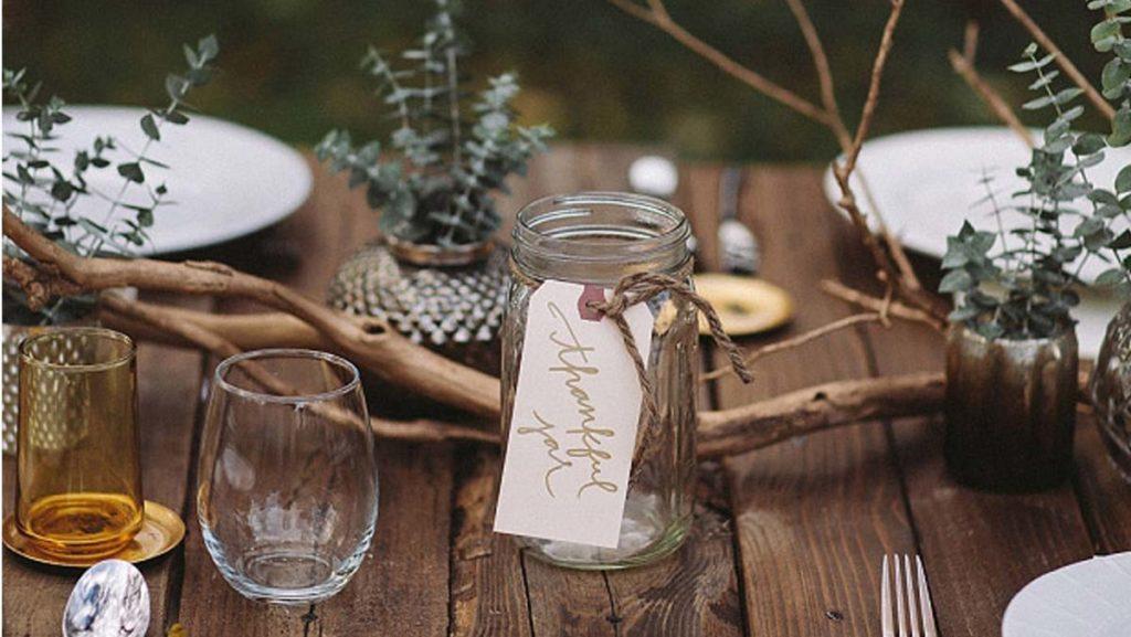 (Fast) Thanksgiving Tabletop Decor From the Garden